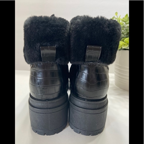 NEW Sugar Cullin Womens Faux Fur Leather Boots - Picture 4 of 8